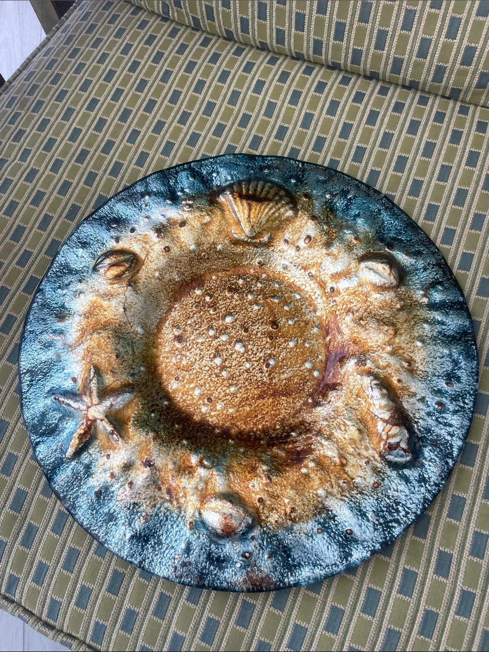 Decorative Ocean-Themed Glass Plate in Blue and Gold